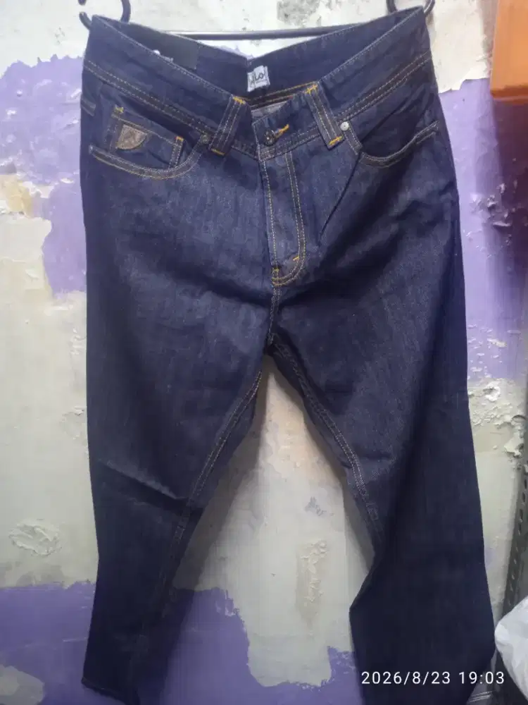 Jual celana lois reguler cfs 089a
