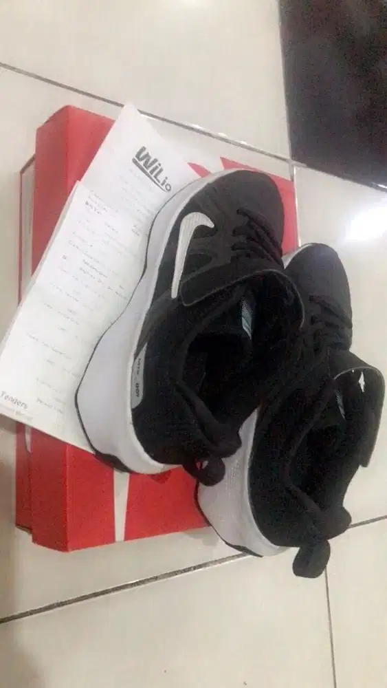 Dijual sepatu bekas Nike Original Anak