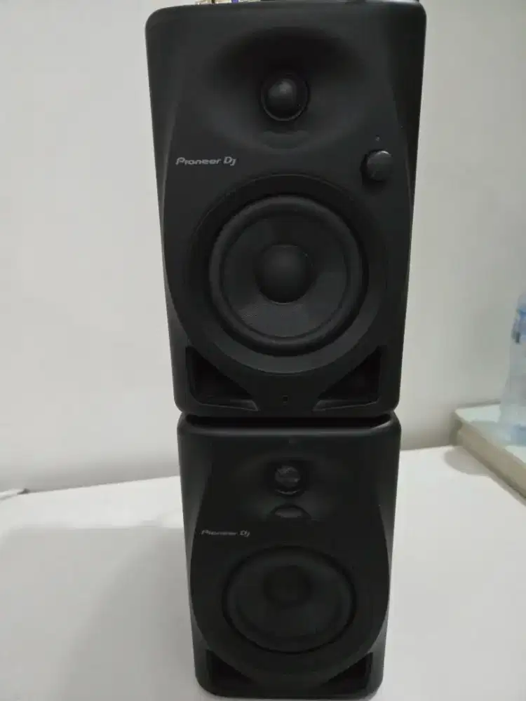 Pioner dj DM 40D