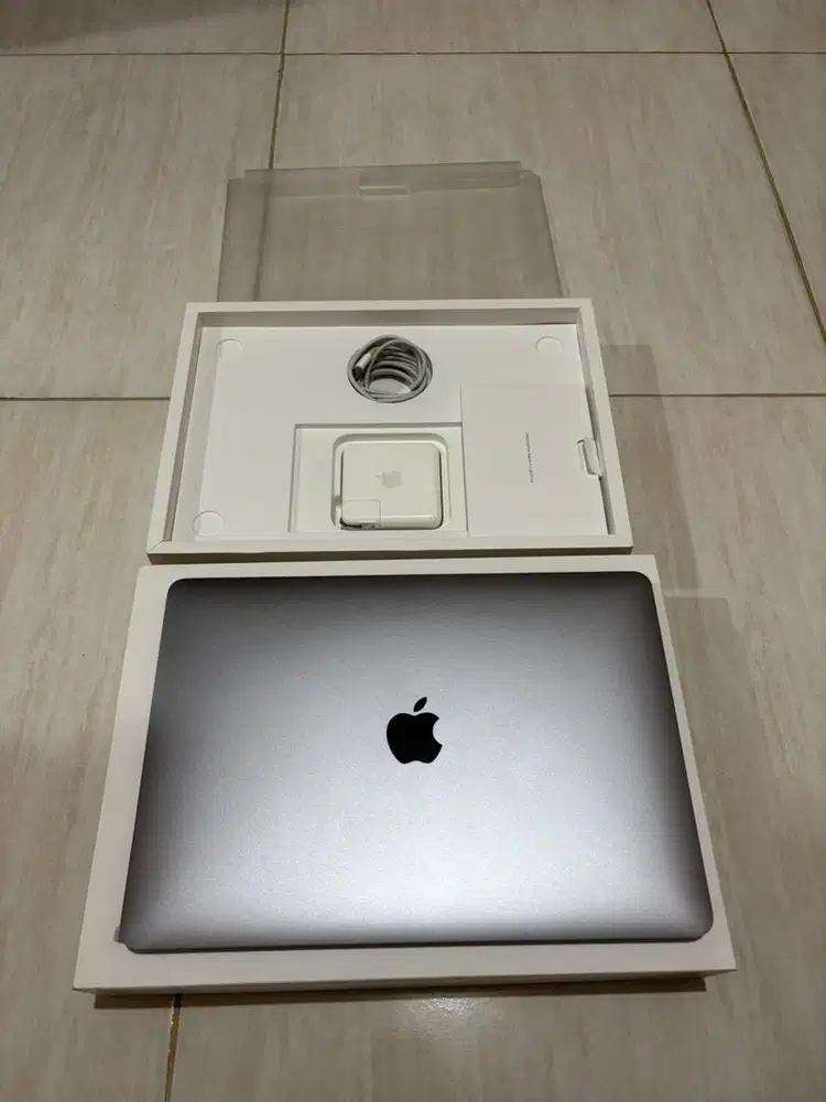 Macbook pro m1 256 ori smua fullset