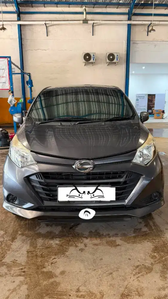 Daihatsu Sigra 1.0 M Manual 2018 — Abu Metalik, Kondisi Bagus, 81rb KM