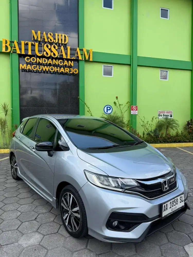 Honda Jazz RS matic 2018 tgn pertama