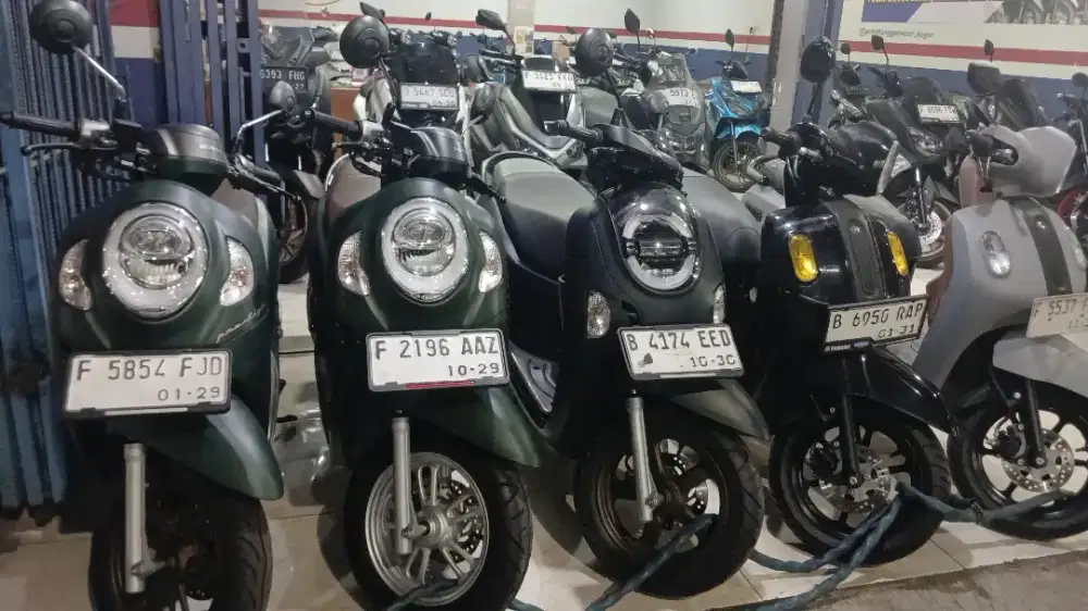 SCOOPY PRESTIGE 2024 BERBAGAI WARNA