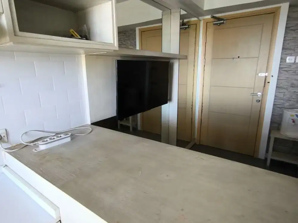 Educity 2 BR Lantai 7 Corner Full Furnished Mewah Lengkap Terawat