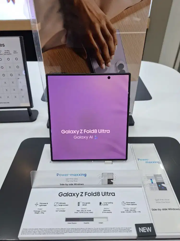 New Galaxy ZFold 8 Ultra