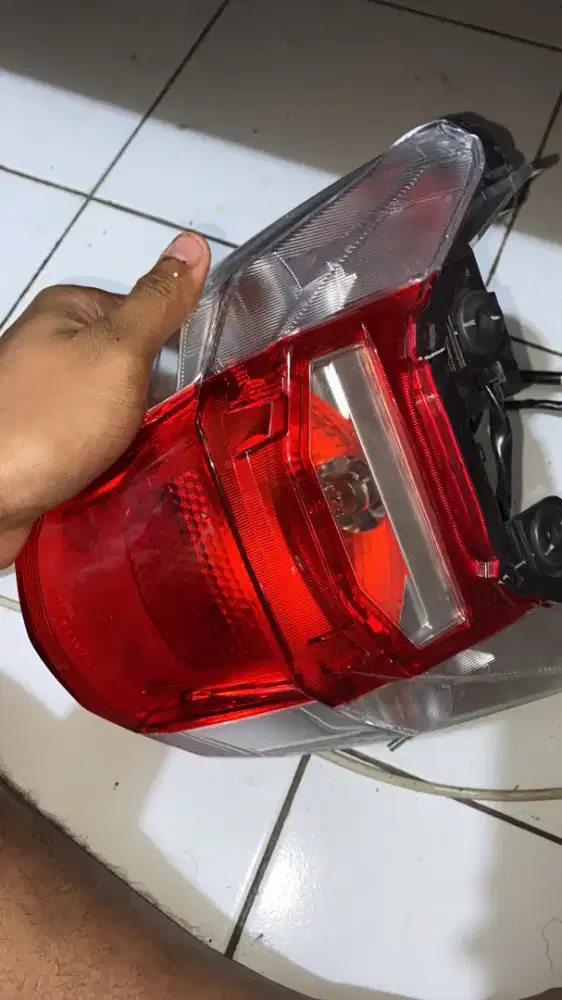 Lampu belakang honda beat 2026+master rem