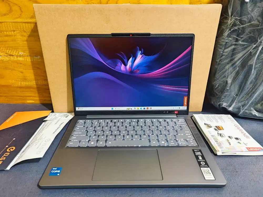LENOVO IP Slim 3 14IRH10 Core i5-13420H 8GB/512GB WUXGA Garansi 2028
