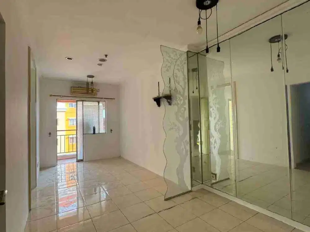 Disewakan Apartemen CITY RESORT CENGKARENG Tower ALAMANDA lt 15 TYPE 3 Br luas 85 m2 unfurnished siap huni!! Limited Edition nih!! 
Free 1 mobil & 1 motor!! Survei yuk!