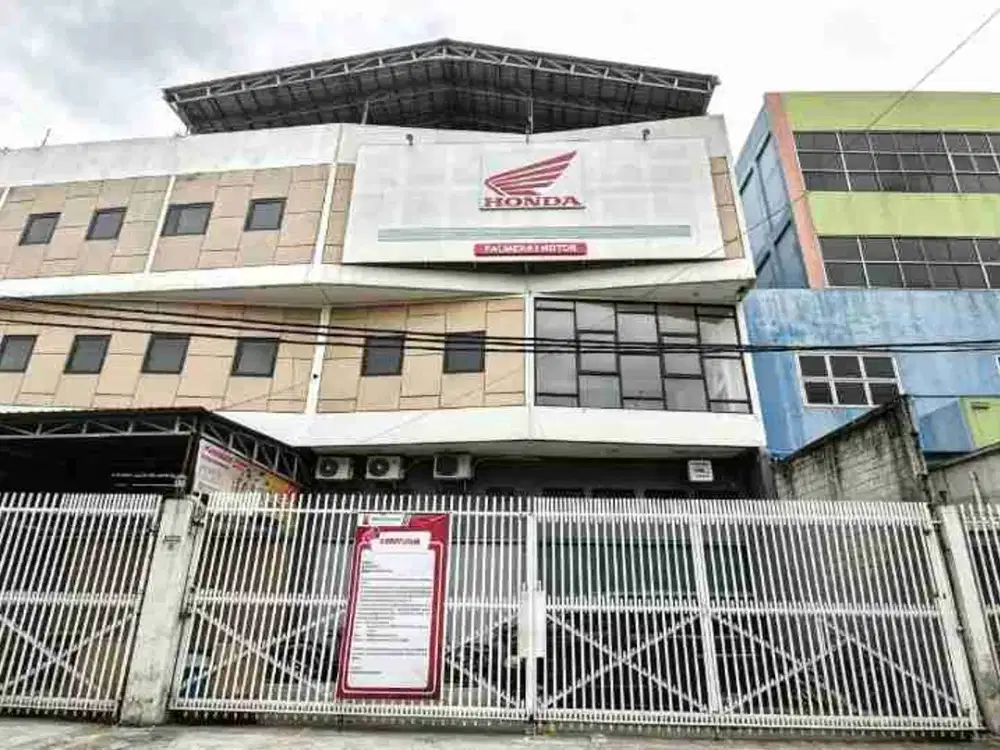 Disewakan Ruko Gandeng Ex Dealer Honda Cakung Jakarta Timur – 530 m²