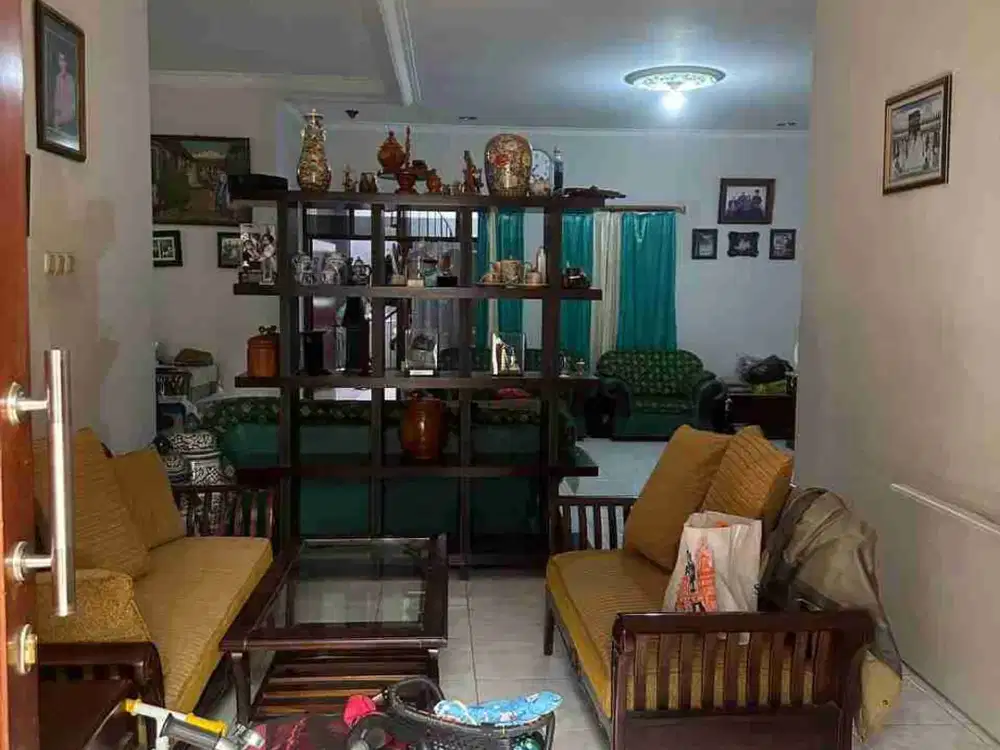 Rumah Hoek Murah di Sarijadi Dekat Tol Pasteur dan Universitas Maranatha