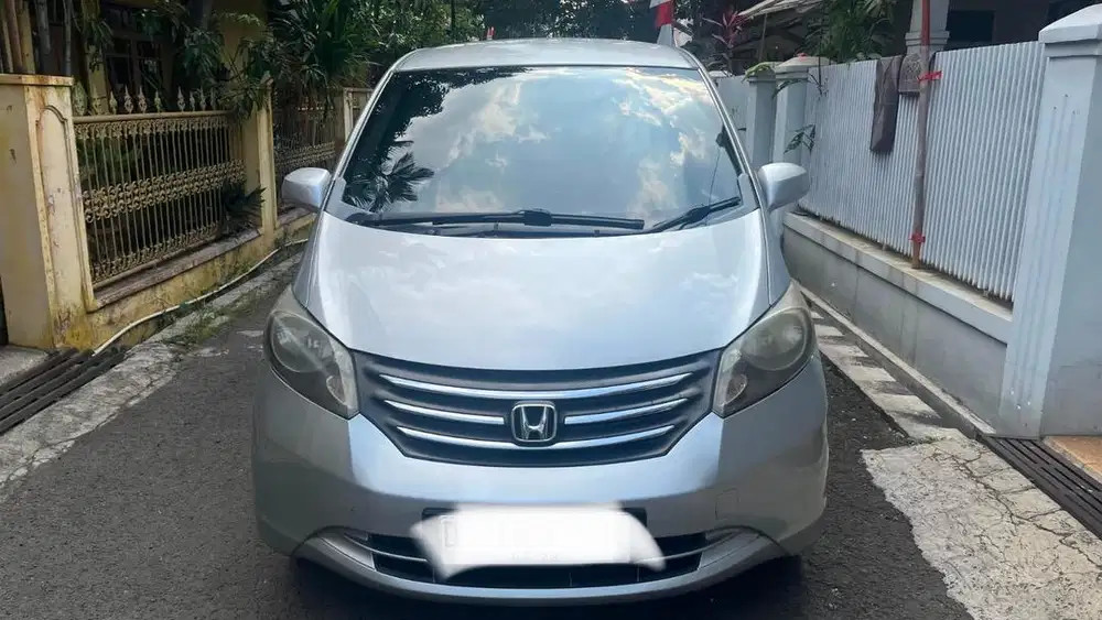 Honda Freed 2009 Bensin