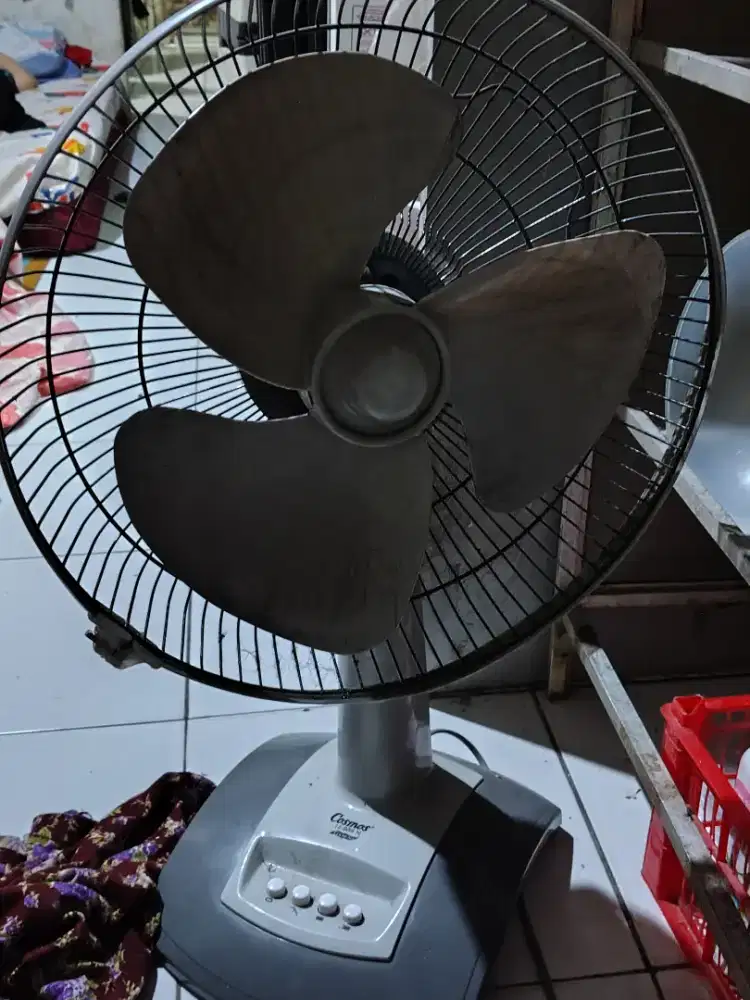 kipas angin merk Cosmos