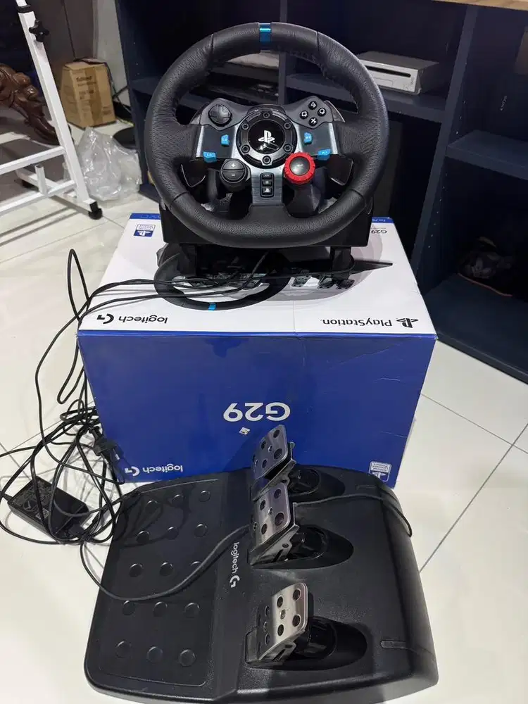 LOGITECH G29 LIKE NEW