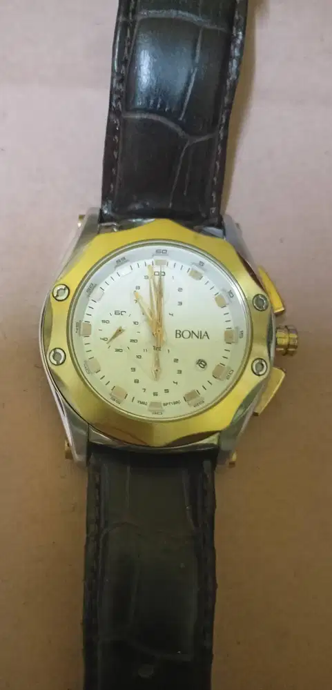 Dijual Jam Tangan second merk BONIA