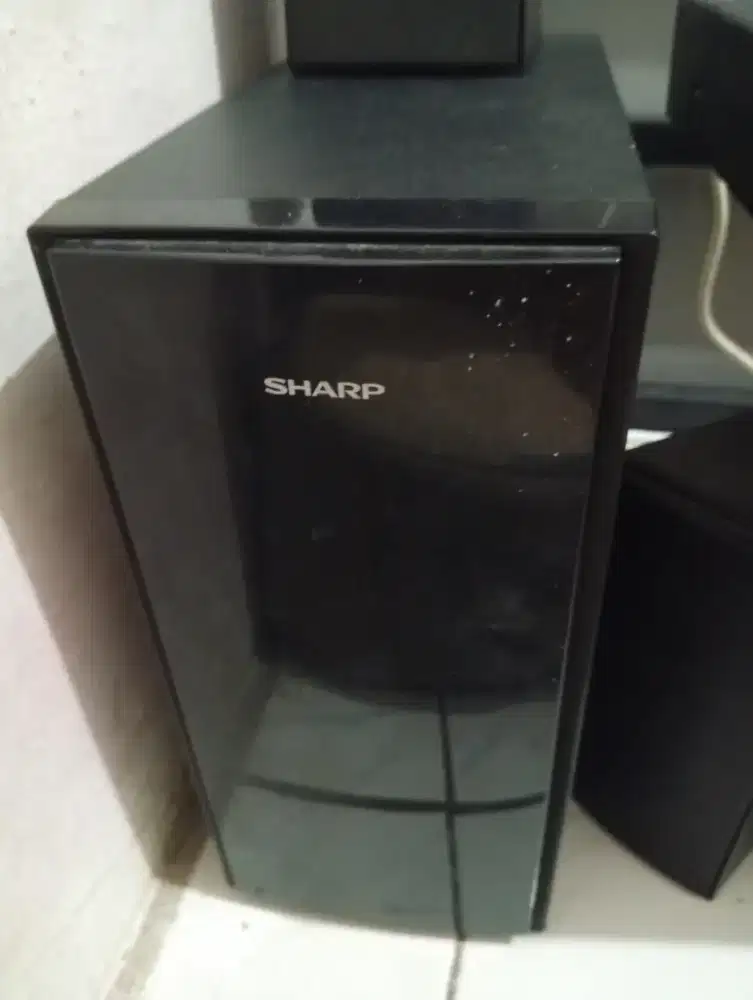 Home theater sharp
