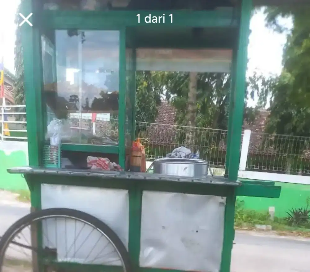 Marketing keliling bakwan kawi
