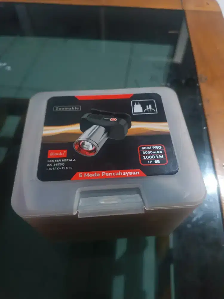 Senter Kepala AOKI