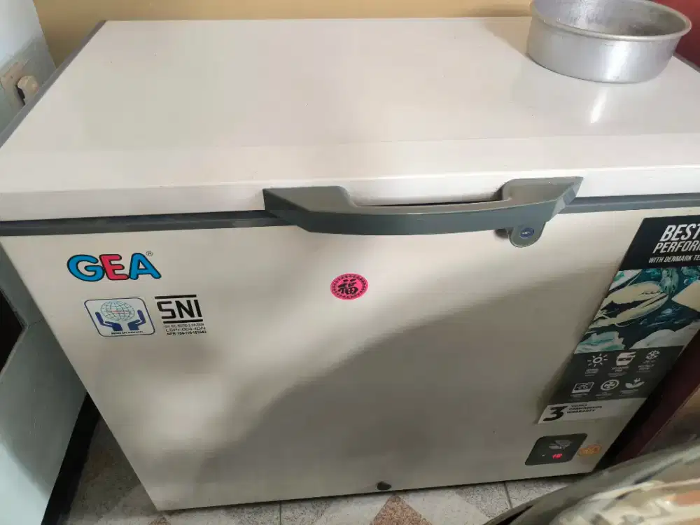 Jual freezer bekas GEA AB 226