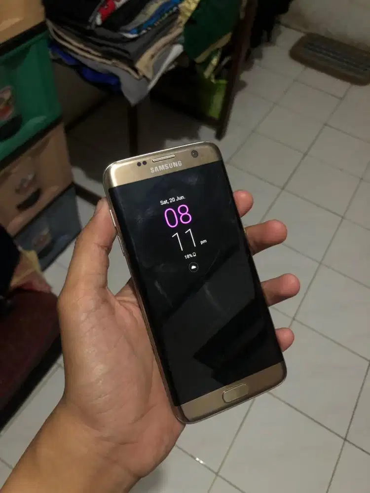 Unit rare Samsung Galaxy S7 Edge