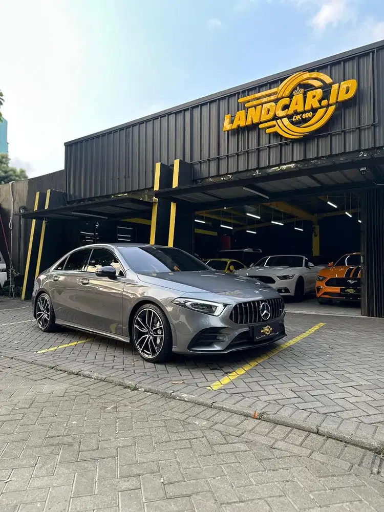 Mercedes Benz A35 AMG NIK 2022