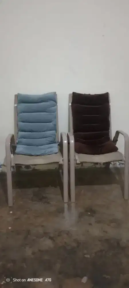 Kursi teras besi