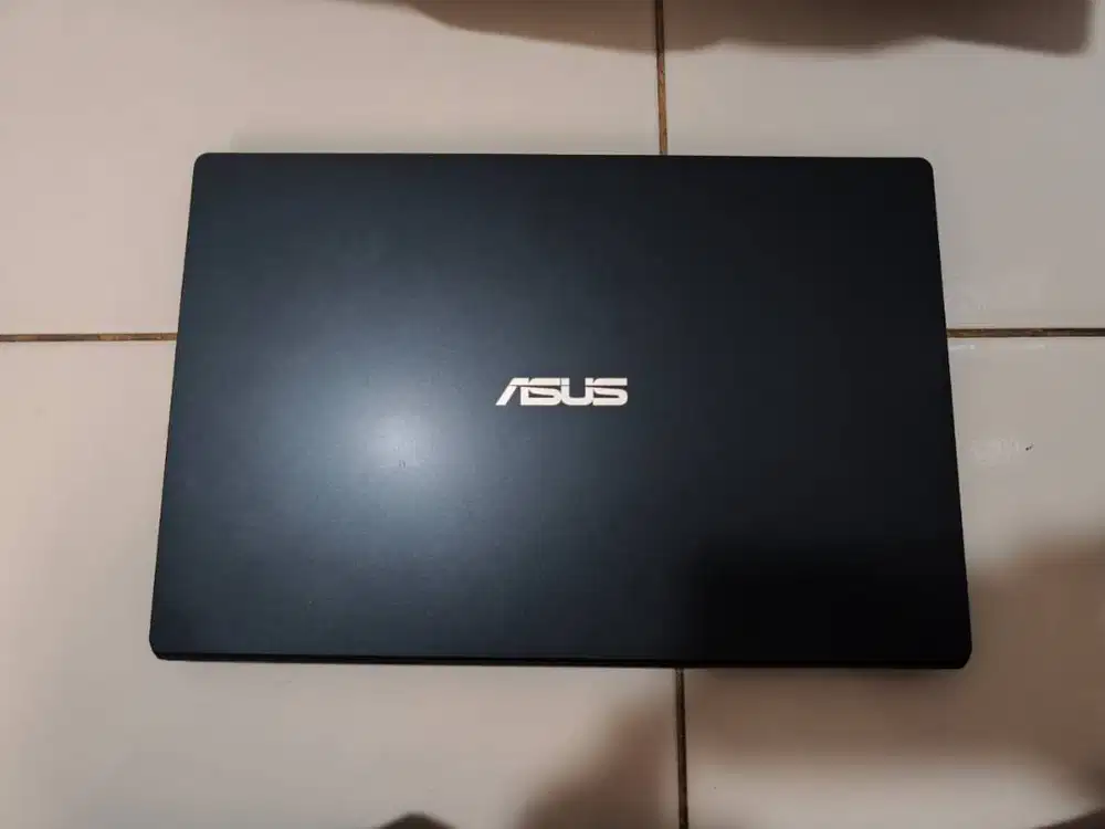 ASUS VivoBook E410KA RAM 8GB Storage 256GB Windows 11