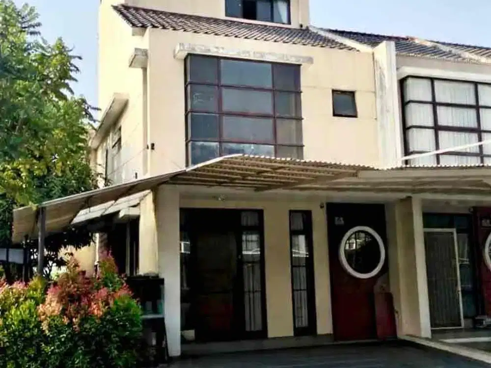 Dijual rumah hook cantik modern akses mudah ke tol & fasilitas lengkap di green lake city