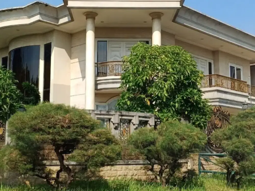SEWA RUMAH LUXURY & SPACIOUS DI GALAXY BUMI PERMAI!