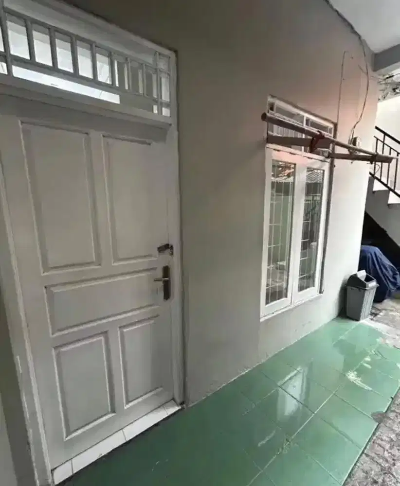 Kontrakan rumah tahunan