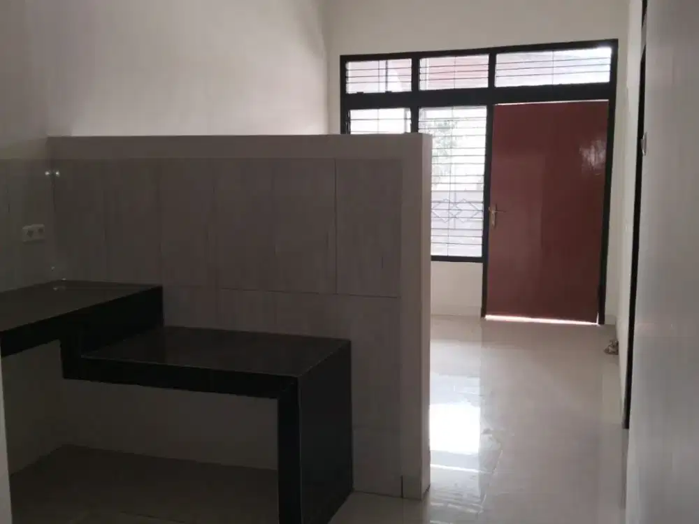 Rumah Tengah Kota Sayap Astana Anyar Baru Renovasi