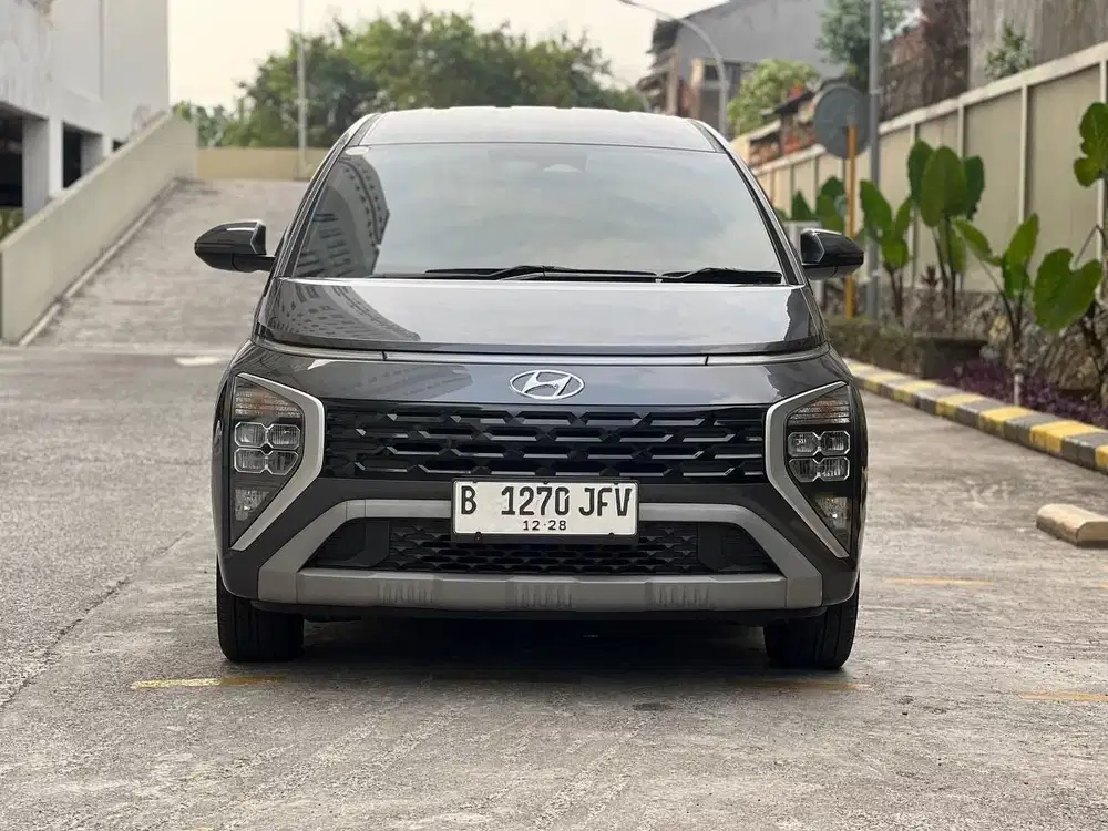HYUNDAI STARGAZER PRIME CAPT SEAT 1.5 AT 2023 ABU TERMURAH SIAP PAKAI