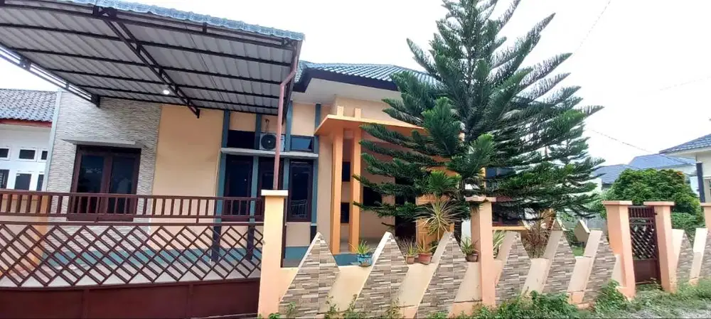 Jual Rumah Kualitas Tinggi (semi furnish)