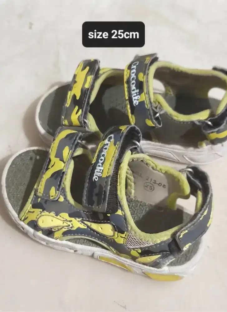 SEPATU ANAK PERNAH PAKAI
