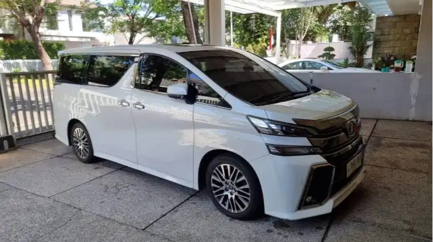 Vellfire ZG Premium Sound Matic At CBU 2015 FULL SPEC
