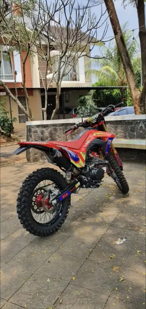 Honda tahun 2018 trail