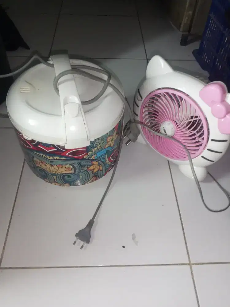 Magic com cosmos 1.6L + kipas minion normal semua 2brg Rp.135rb