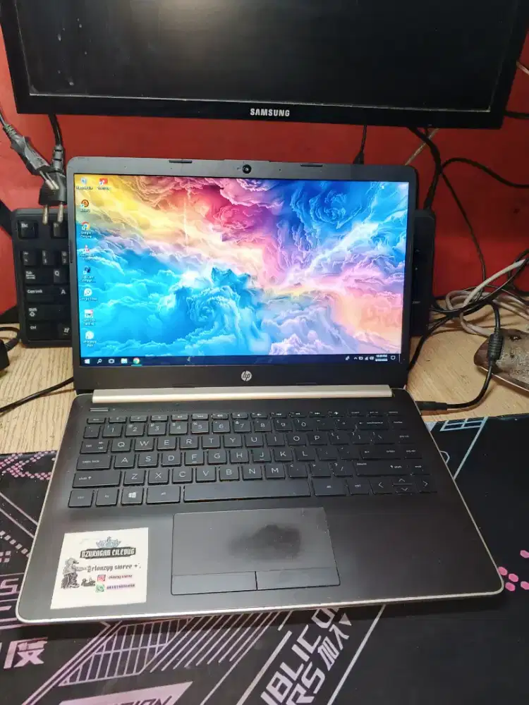 Laptop hp Celeron N4205U