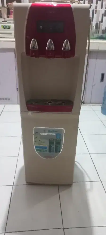 Dispenser sanken