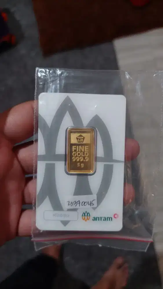Emas LM antam 5 gram