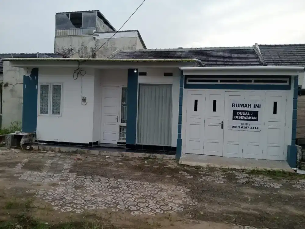 Dijual rumah di puri resident. Jl dok kartini. Blok shapire no 4