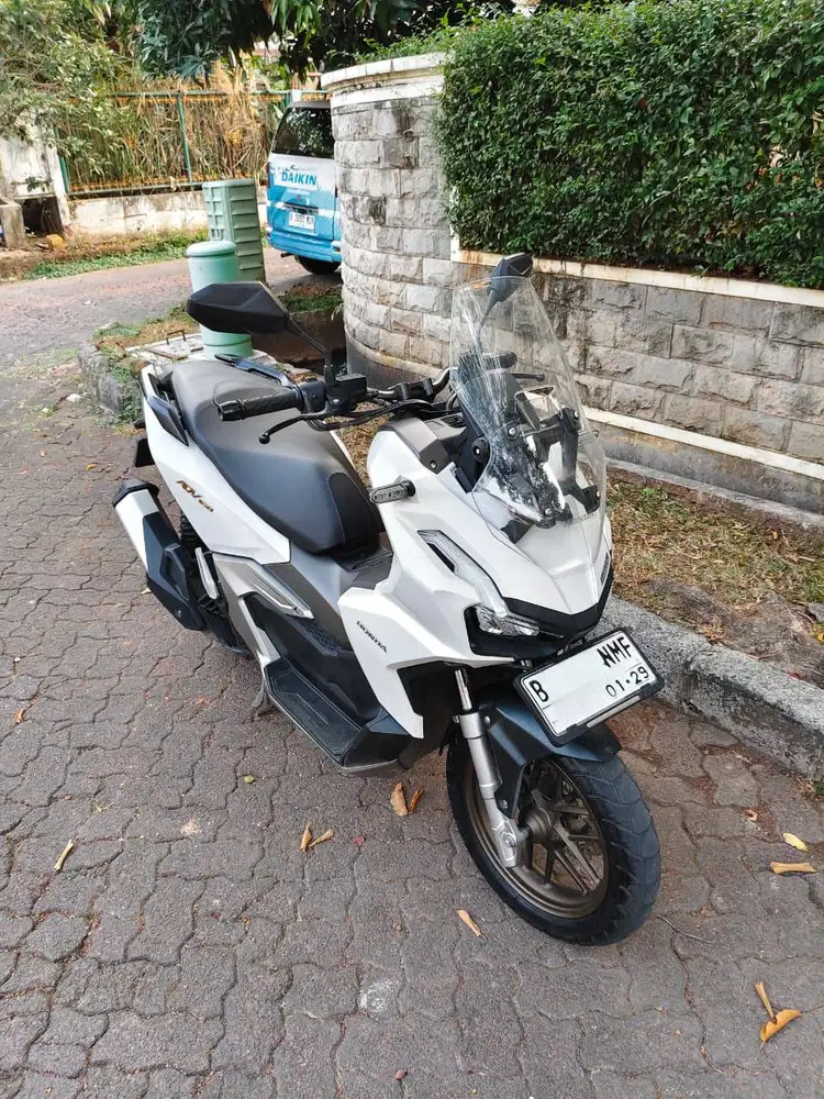 Honda ADV 160 ABS 2023 Low KM Jarang Pakai