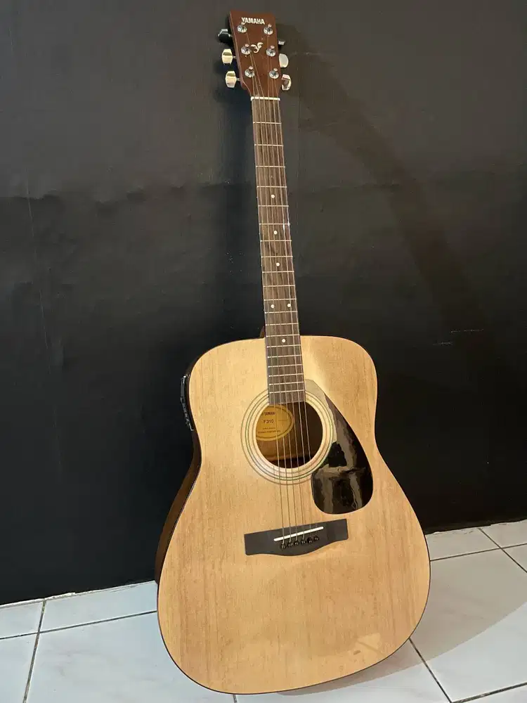 Gitar Akustik Yamaha FX310