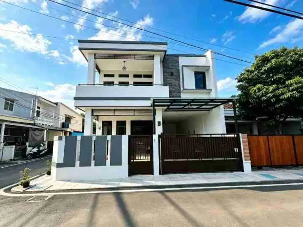Dijual Rumah Hook 2,5 Lantai di Duren Sawit Jakarta Timur, 5 KT SHM