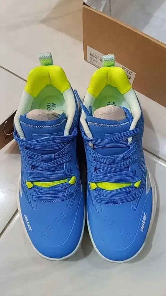 Sepatu badminton Astec Motion Blue