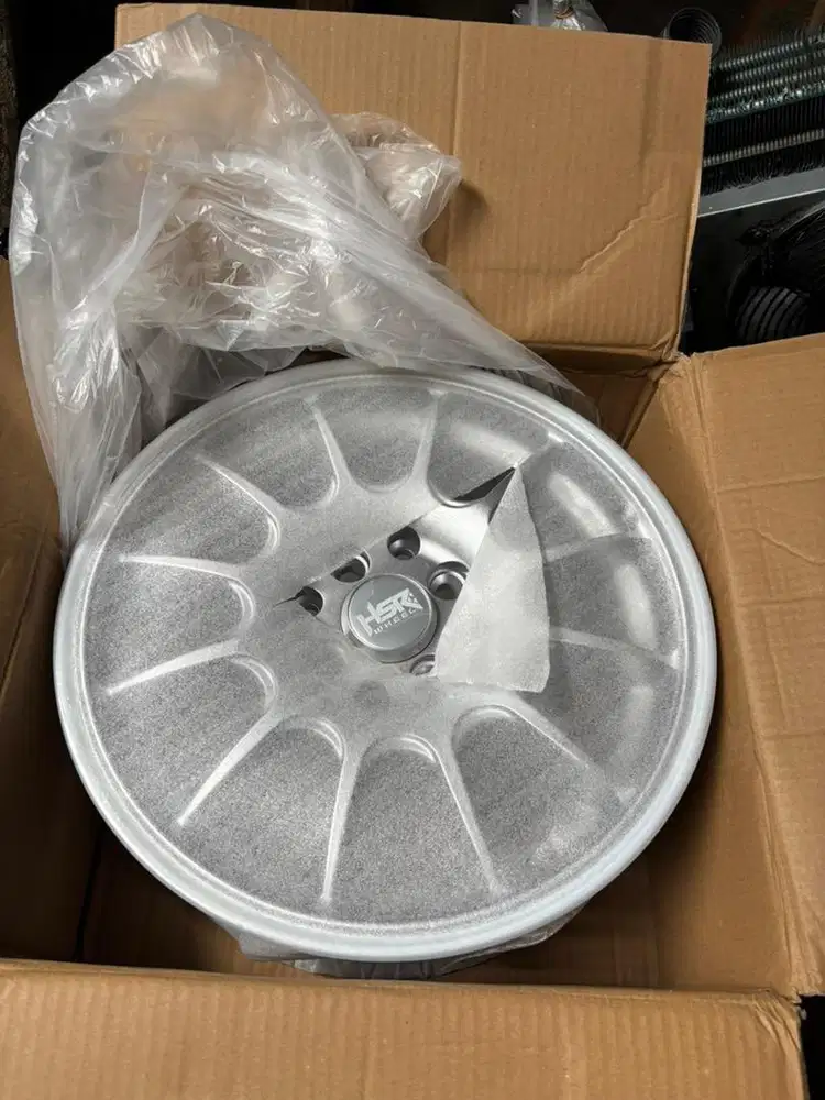 Velg Mobil HSR Talibau Sparkling Silver R15