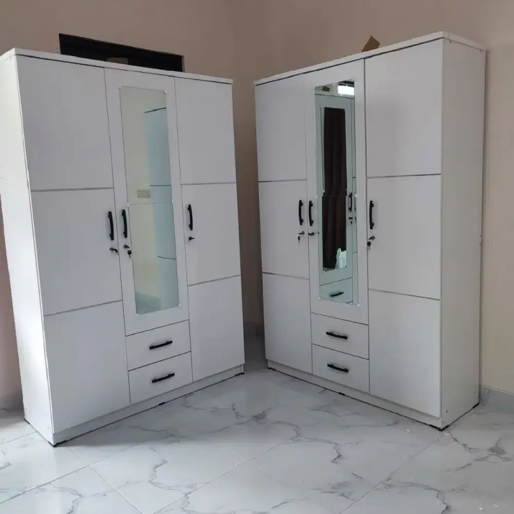 Lemari 3 pintu bhan farticel ukuran ( P 120 L 43 T 185 cm )