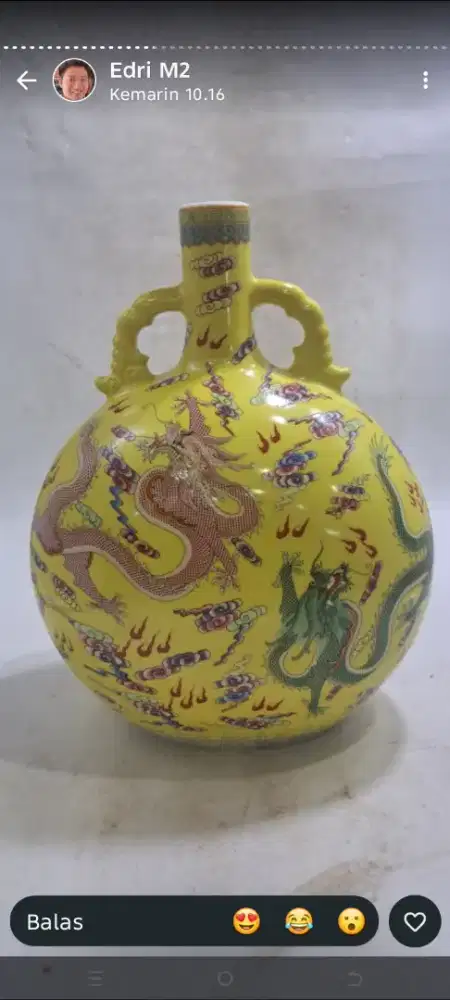 Vase botol cina antik