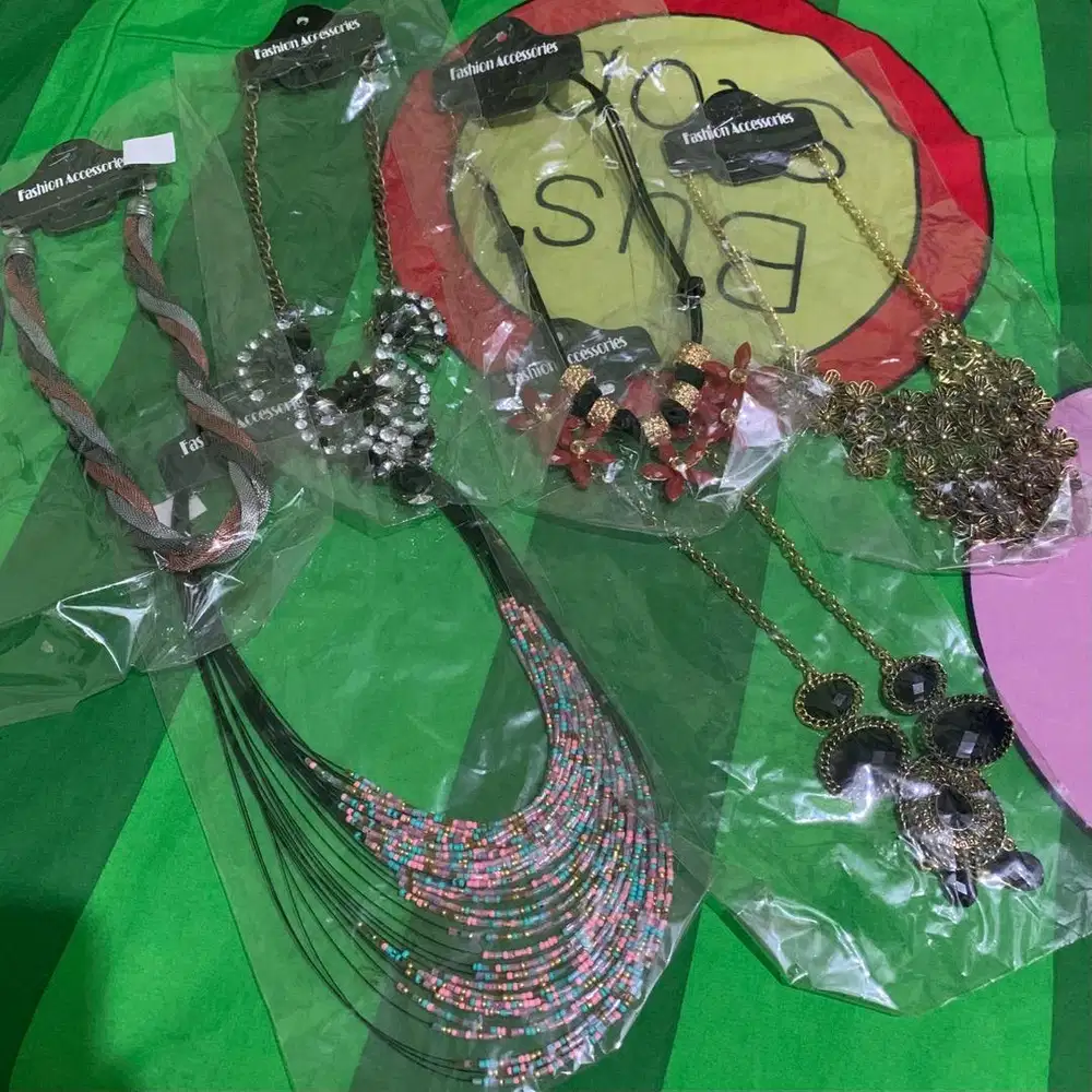 Kalung Accesories 6 Pcs