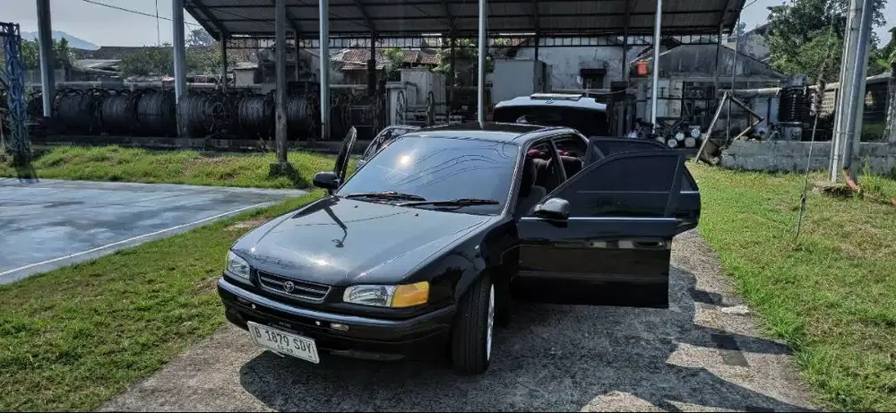 All New Corolla SEG 1.6 - Hitam Metalik