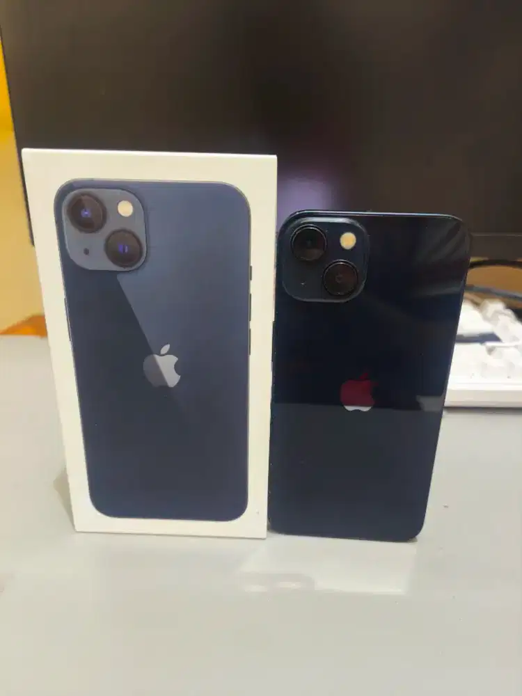 iPhone 13 256Gb iBox